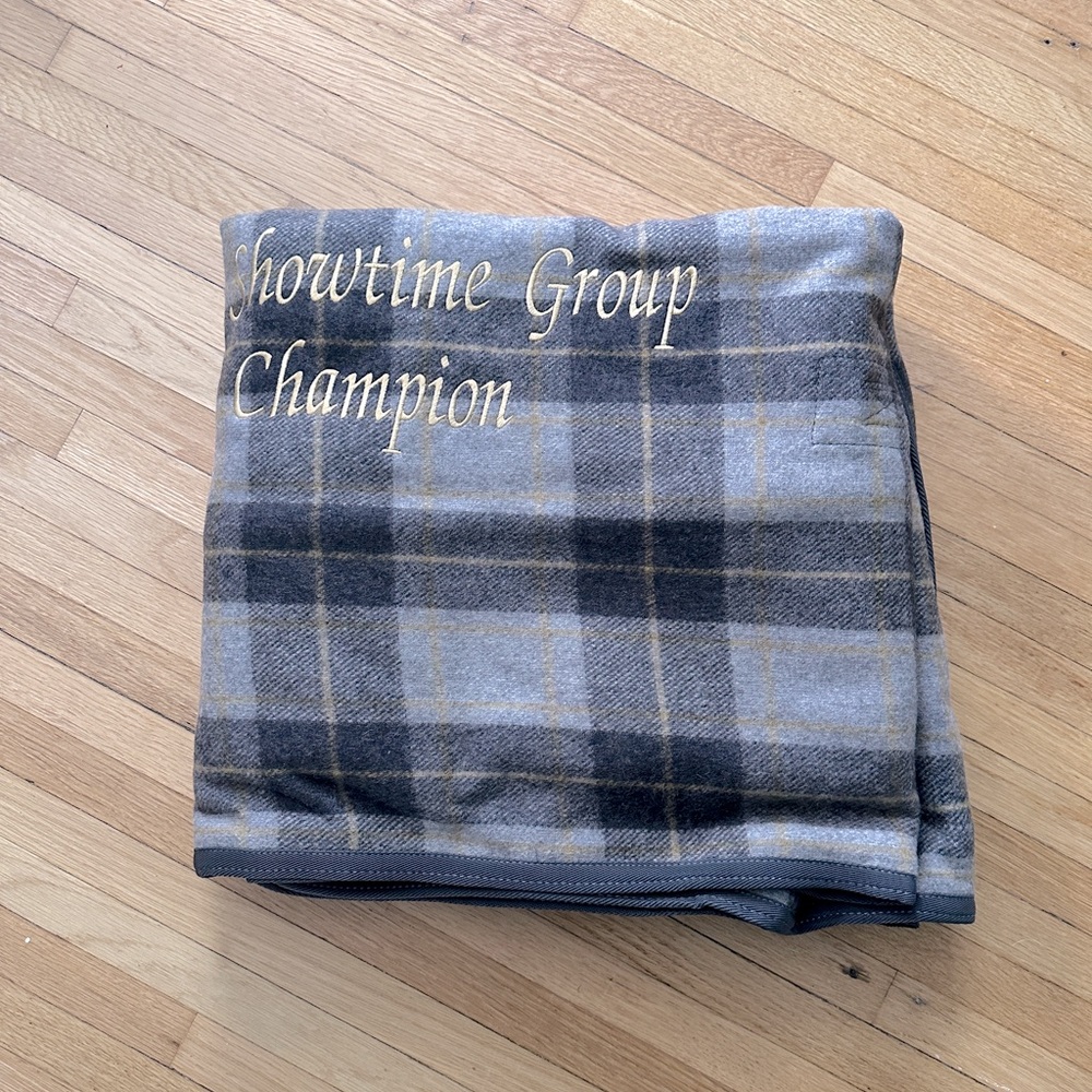 Centaur Wool Plaid Horse Cooler Size 80"